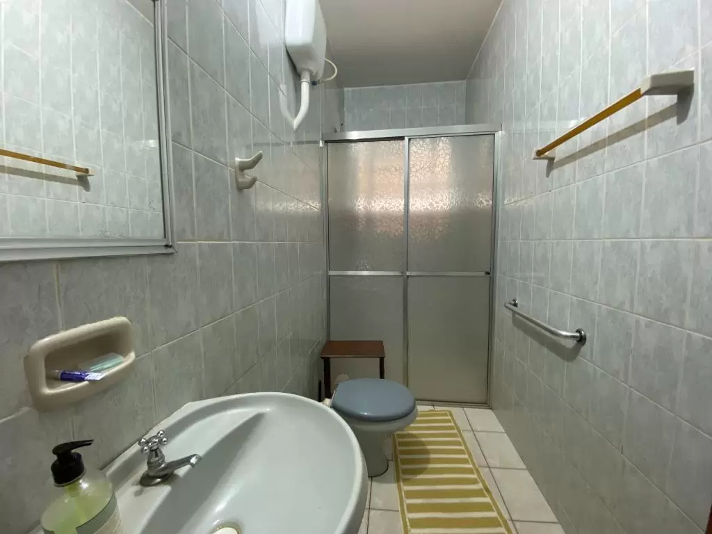 Casa na Zona 8 com 3 quartos – Terreno 360m²