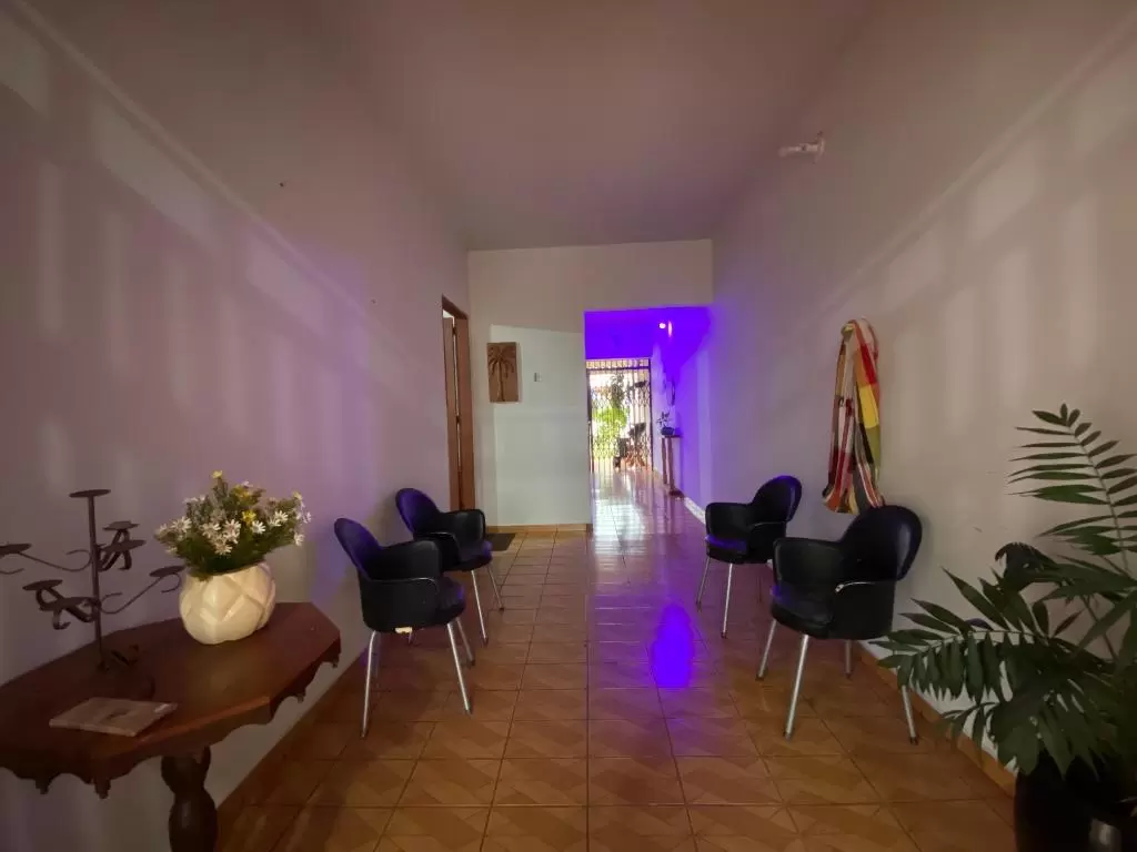 Casa na Zona 8 com 3 quartos – Terreno 360m²